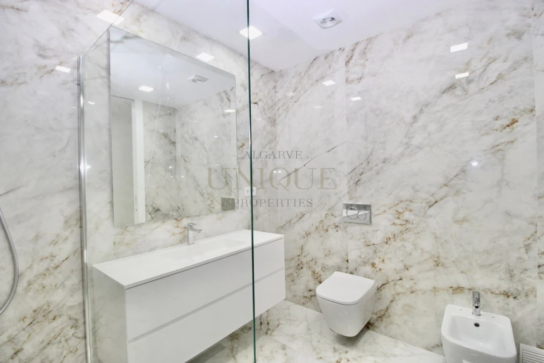 Apartamento T2 para Venda em Lagos (São Sebastião e Santa Maria) Foto 13
