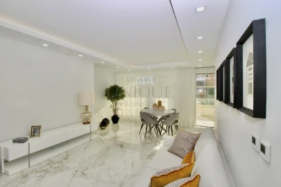 Apartamento T2 para Venda em Lagos (São Sebastião e Santa Maria)