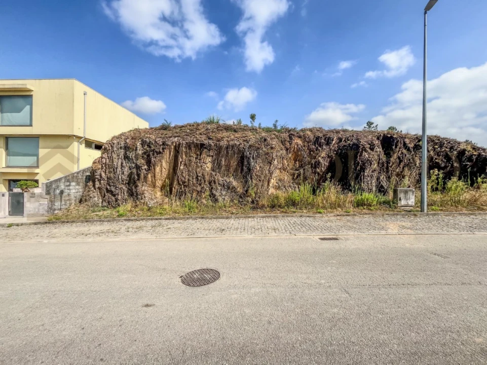 Terreno para Venda em Melres e Medas Foto 4