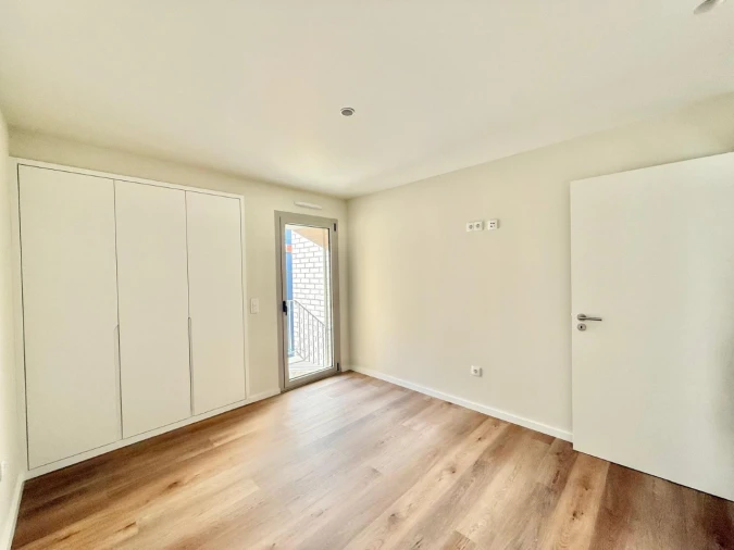 Apartamento para Venda em Vilar de Andorinho Foto 3