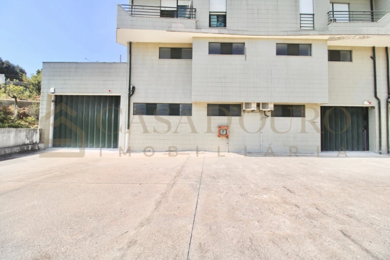 Armazém para Venda em São Felix da Marinha Foto 10