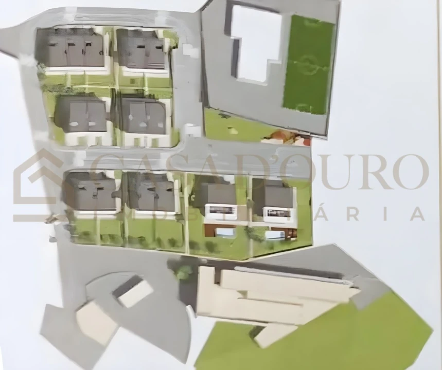 Terreno para Venda em Foz do Sousa e Covelo Foto 2