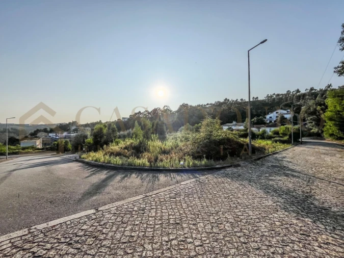 Terreno para Venda em Foz do Sousa e Covelo Foto 7
