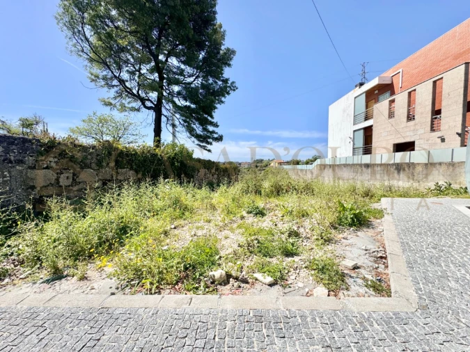 Terreno para Venda em Milheiros Foto 5