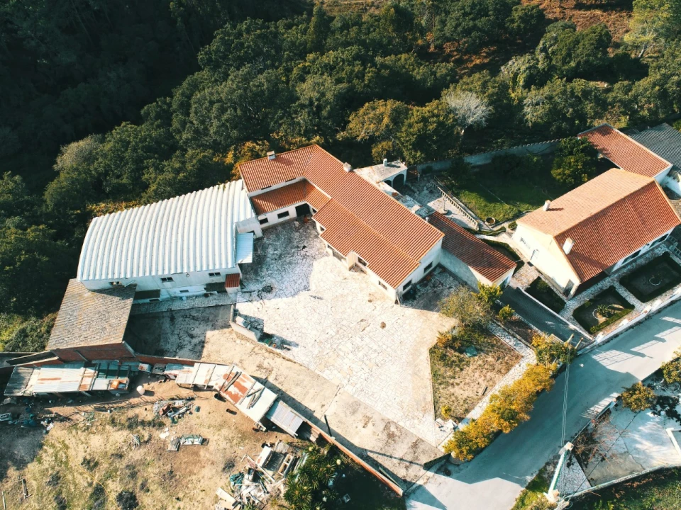 Moradia T4 para Venda em Venda do Pinheiro e Santo Estêvão das Galés Foto 2