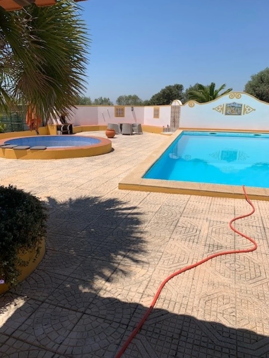 Moradia T5 para Venda em Cabeço de Vide Foto 8