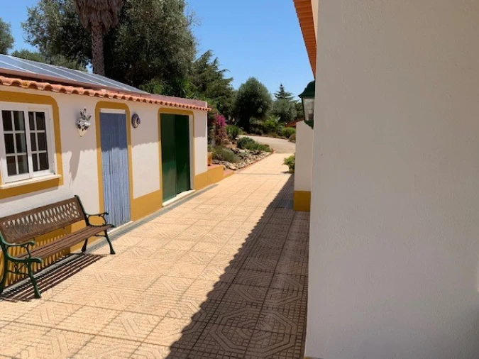 Moradia T5 para Venda em Cabeço de Vide Foto 9