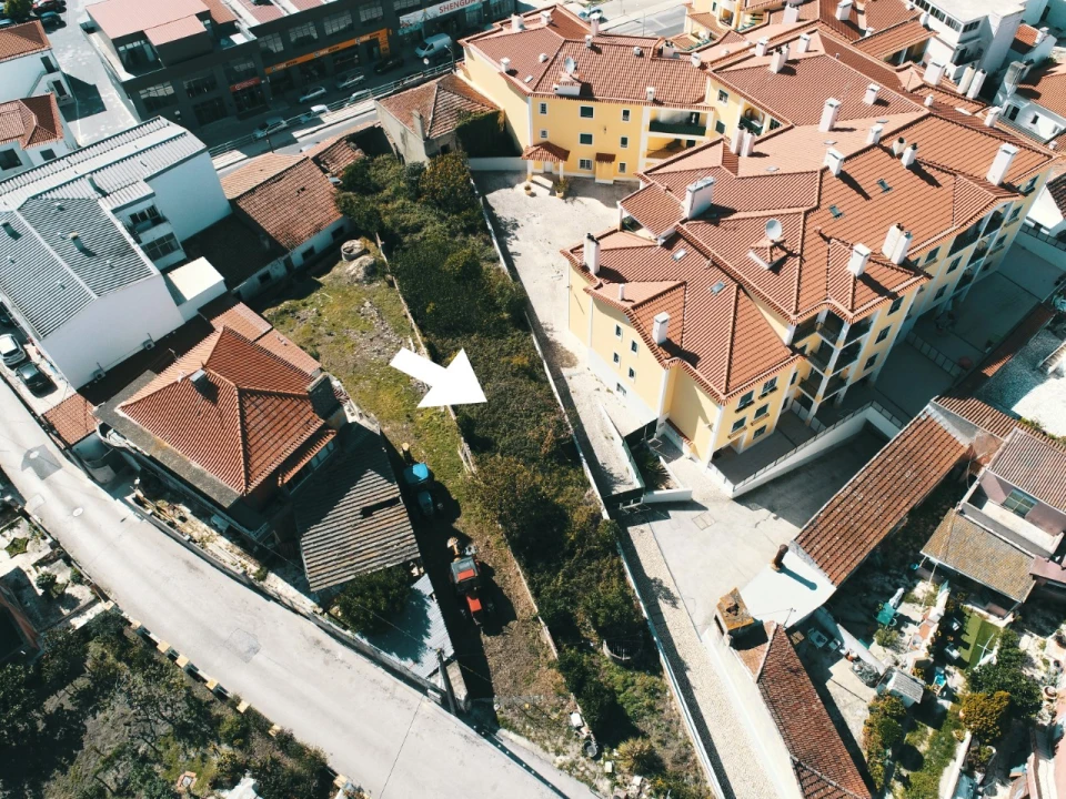Prédio para Venda em Venda do Pinheiro e Santo Estêvão das Galés Foto 10