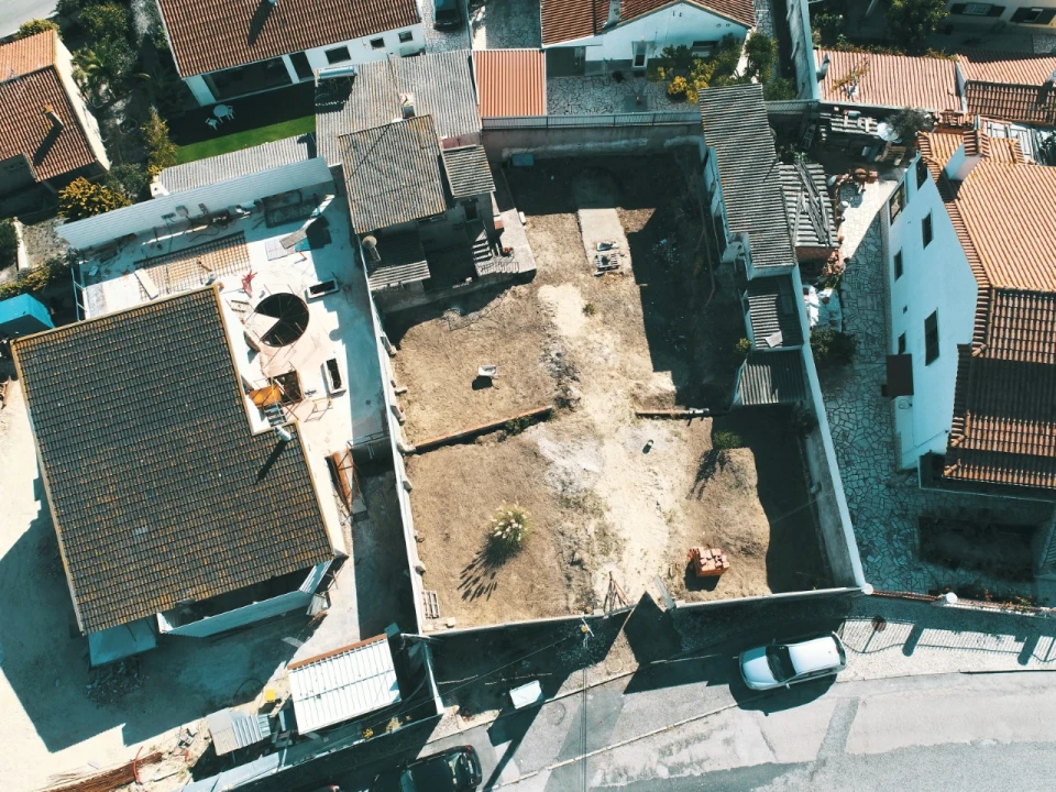 Moradia T2 para Venda em Venda do Pinheiro e Santo Estêvão das Galés Foto 4