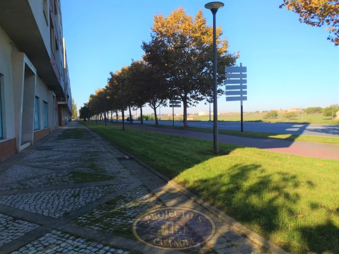 Loja para Venda em Montijo e Afonsoeiro Foto 1