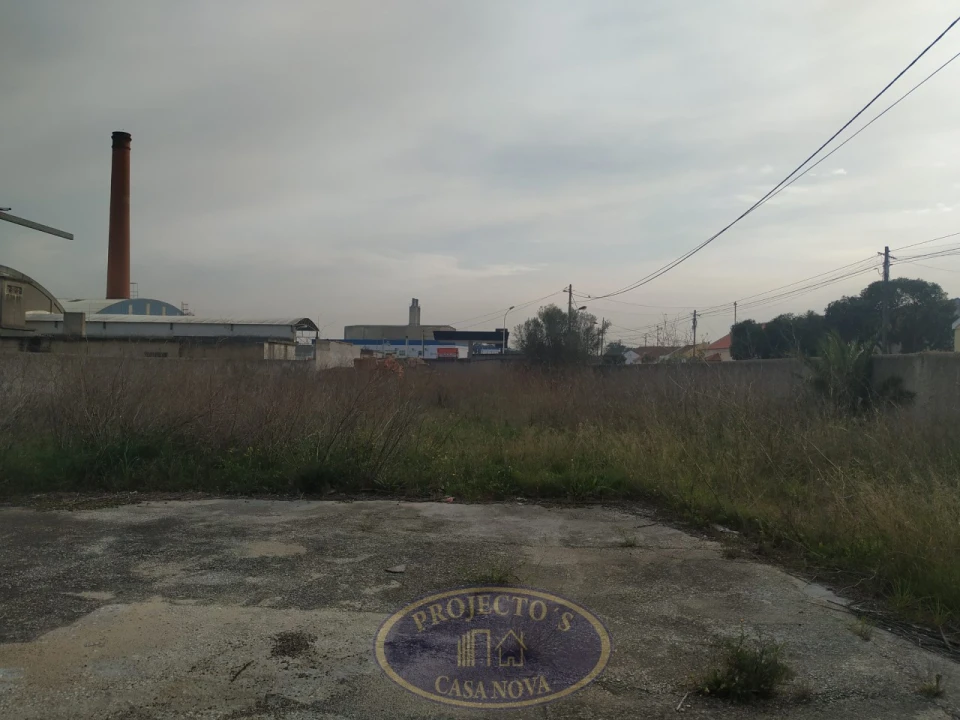 Terreno para Venda em Atalaia e Alto Estanqueiro-Jardia Foto 1