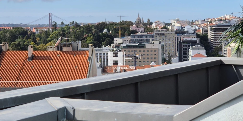 Apartamento T2 para Venda em Santo António Foto 3