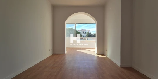 Apartamento T2 para Arrendamento em Cascais e Estoril