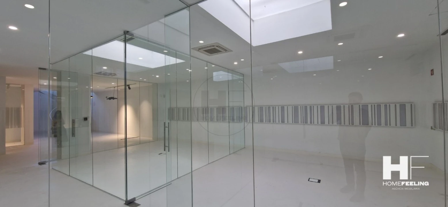 Loja para Arrendamento em Campo de Ourique Foto 3