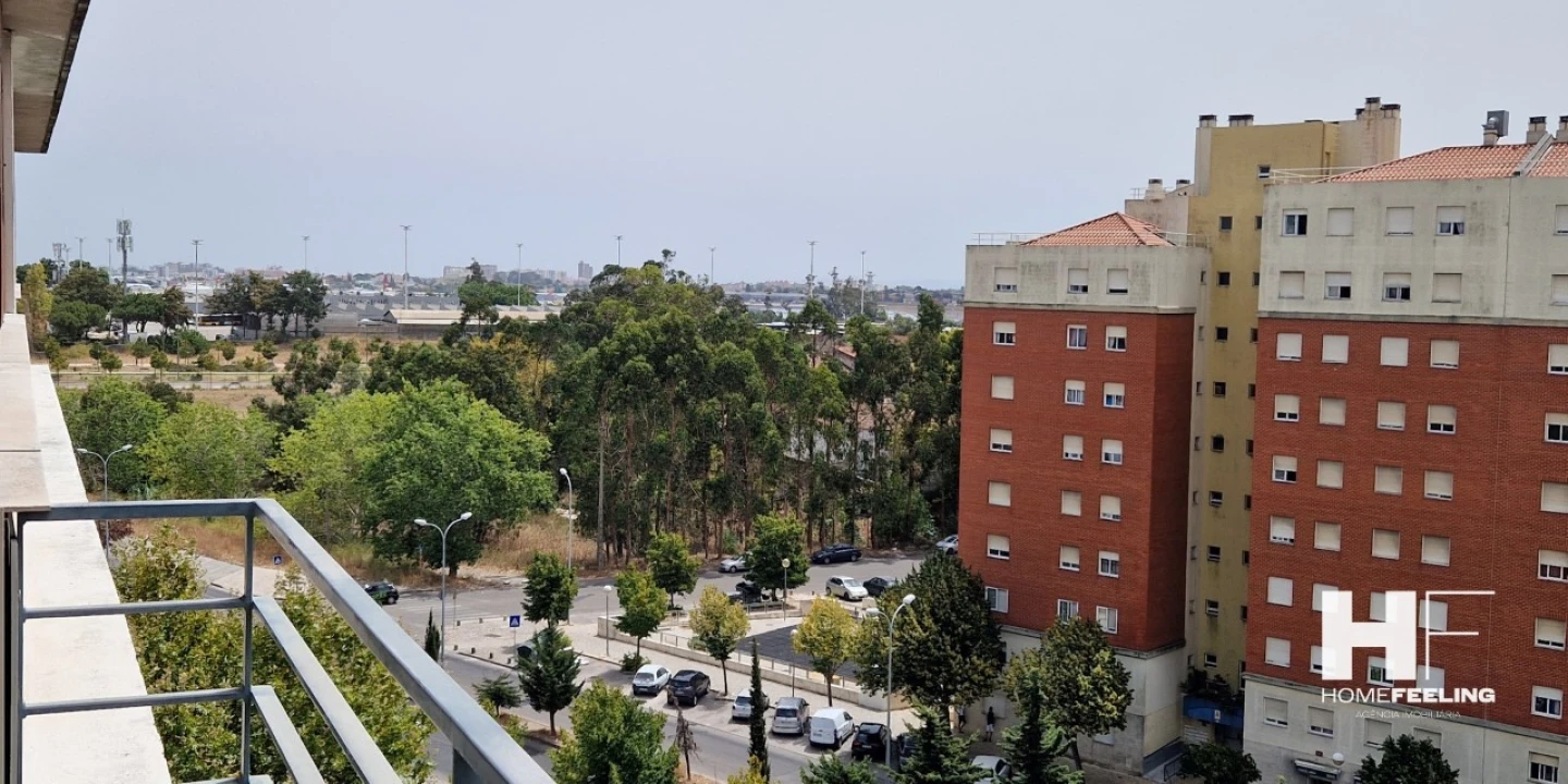 Apartamento T2 para Arrendamento em Lumiar Foto 19