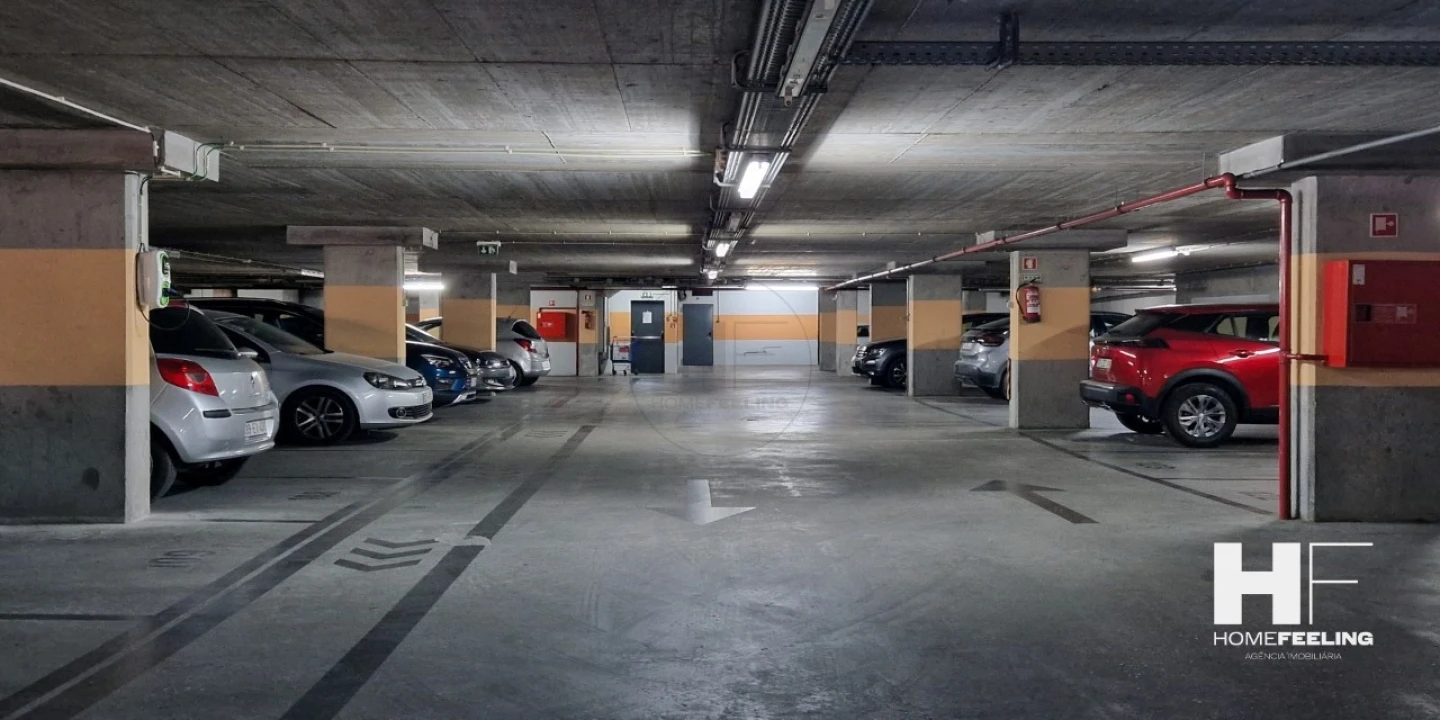 Apartamento T2 para Arrendamento em Lumiar Foto 21