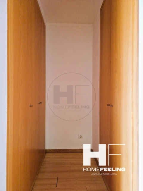 Apartamento T2 para Arrendamento em Lumiar