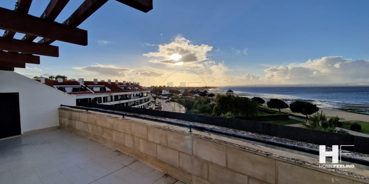 Apartamento T4 para Venda em Alcochete Foto 4