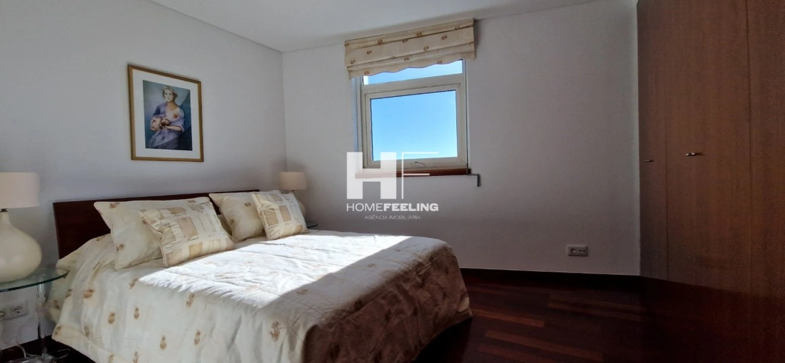 Apartamento T2 para Arrendamento em Parque das Nações Foto 17