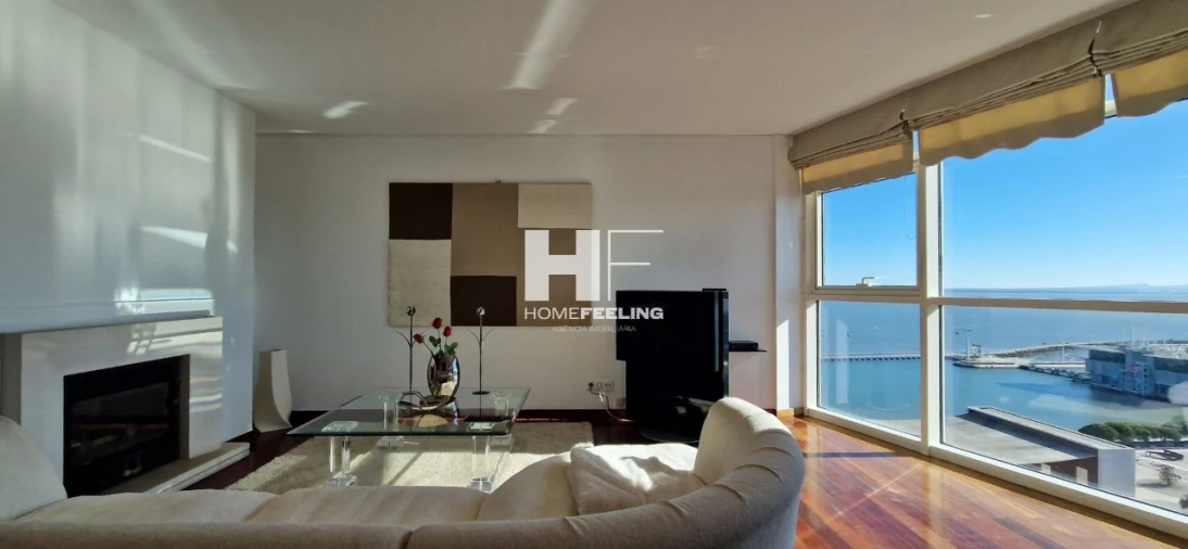 Apartamento T2 para Arrendamento em Parque das Nações Foto 9