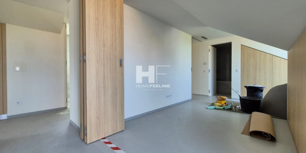 Apartamento T2 para Venda em Santo António Foto 13