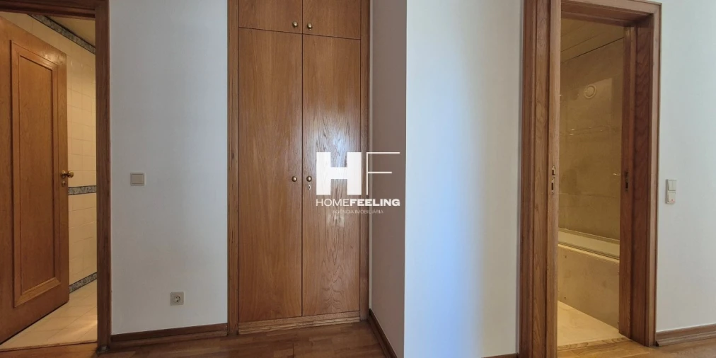 Apartamento T1 para Arrendamento em Olivais Foto 3