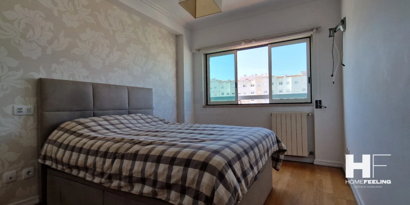 Apartamento T3 para Venda em Carnaxide e Queijas Foto 18