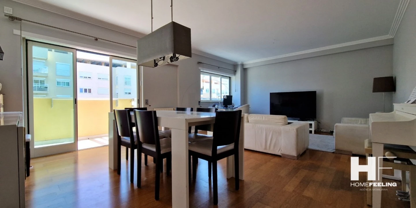 Apartamento T3 para Venda em Carnaxide e Queijas Foto 22