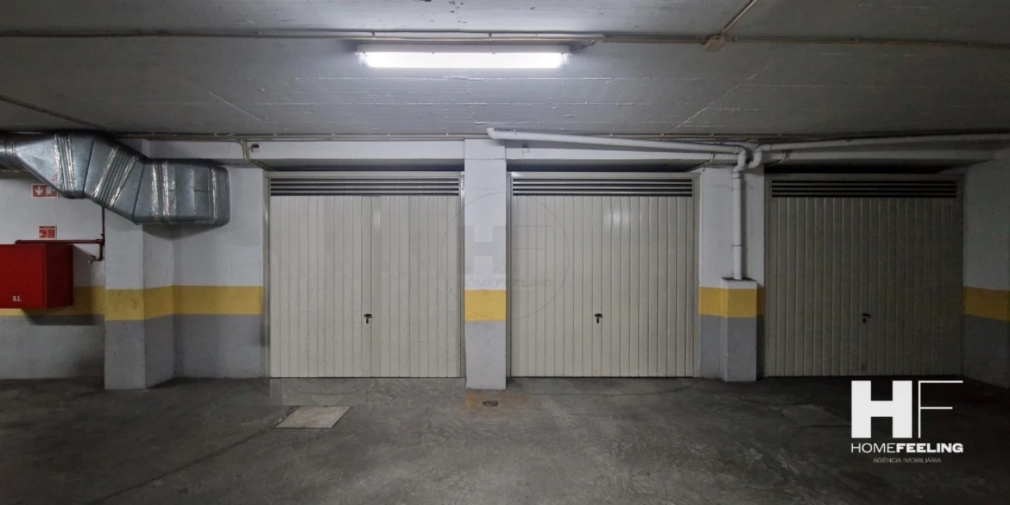 Apartamento T3 para Venda em Carnaxide e Queijas Foto 26