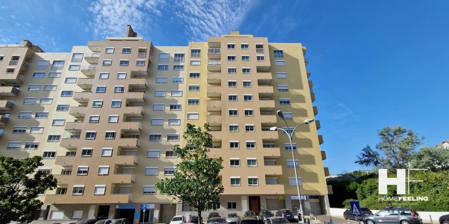 Apartamento T3 para Venda em Carnaxide e Queijas Foto 27