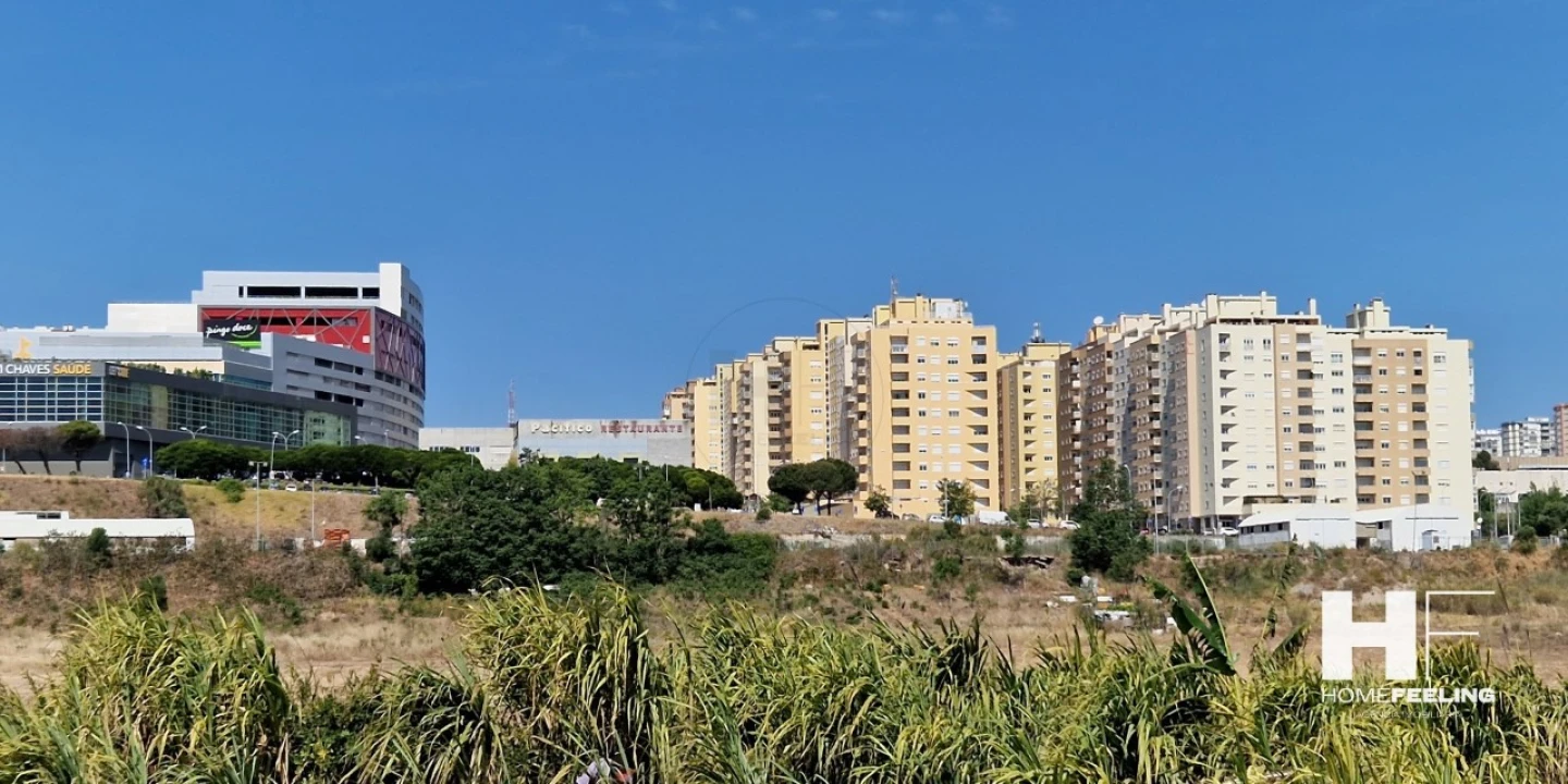 Apartamento T3 para Venda em Carnaxide e Queijas Foto 29