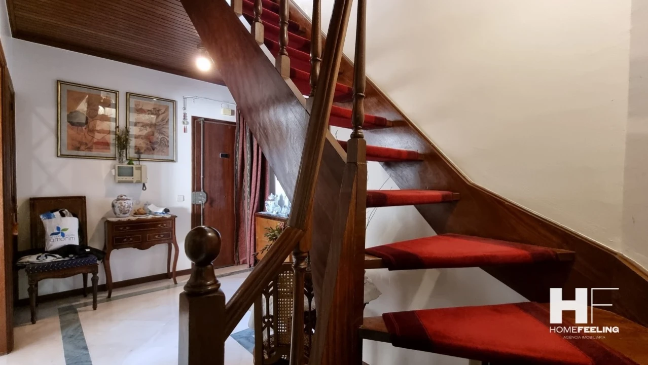 Apartamento T3 para Venda em Carcavelos e Parede Foto 15
