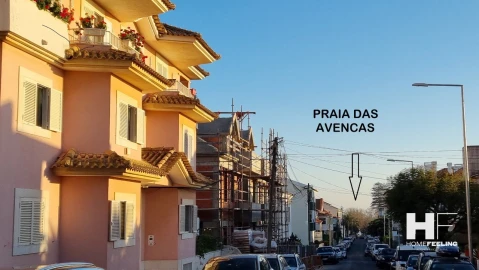 Apartamento T3 para Venda em Carcavelos e Parede