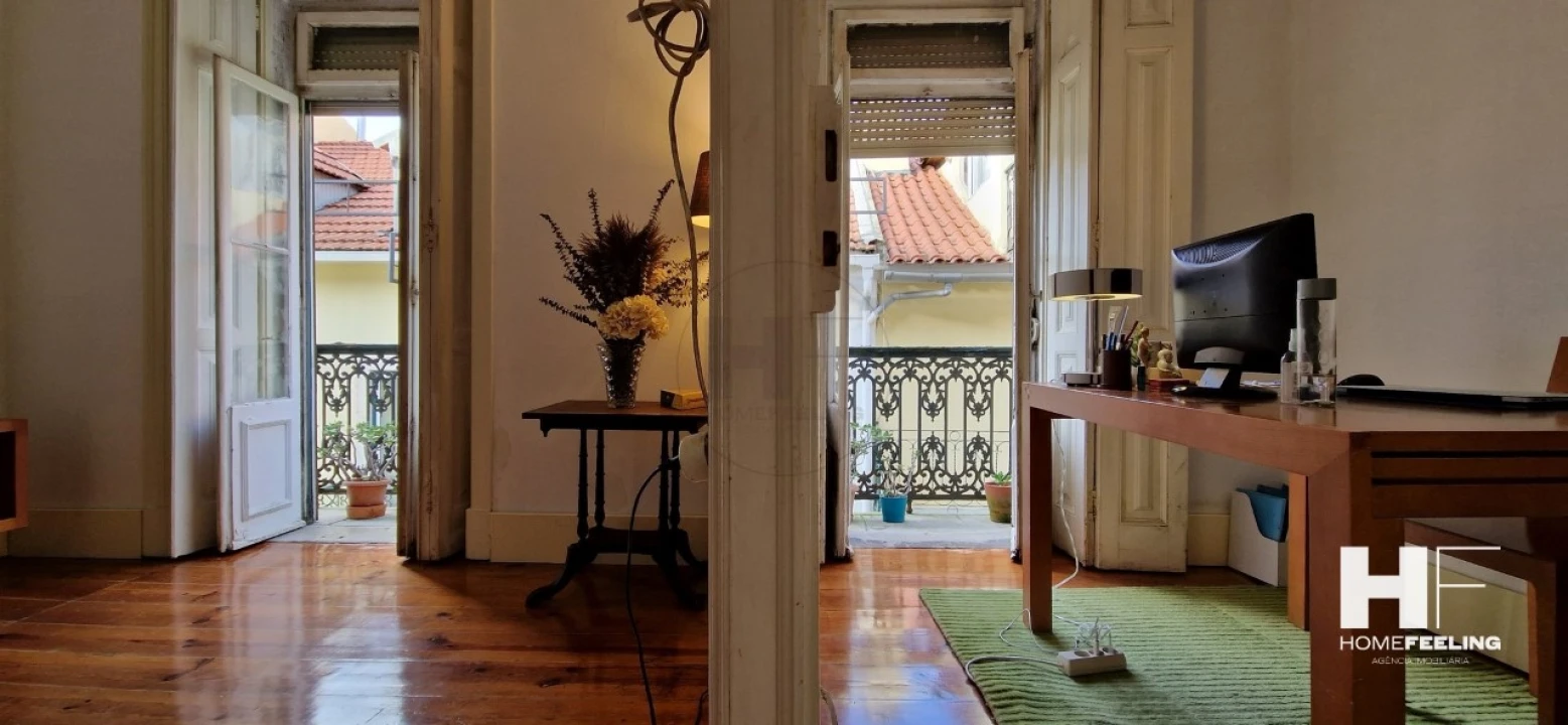 Apartamento T2 para Venda em Santo António Foto 1