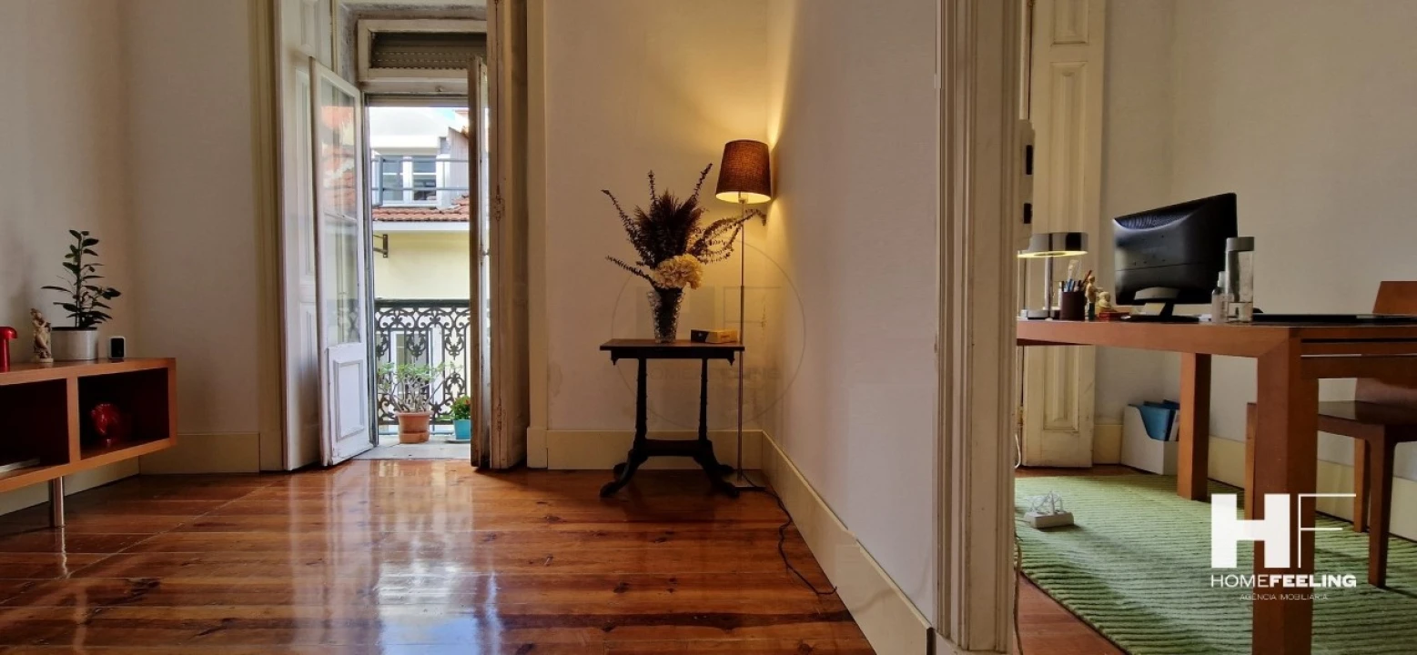 Apartamento T2 para Venda em Santo António Foto 2