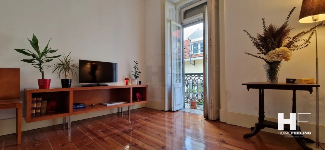 Apartamento T2 para Venda em Santo António Foto 4