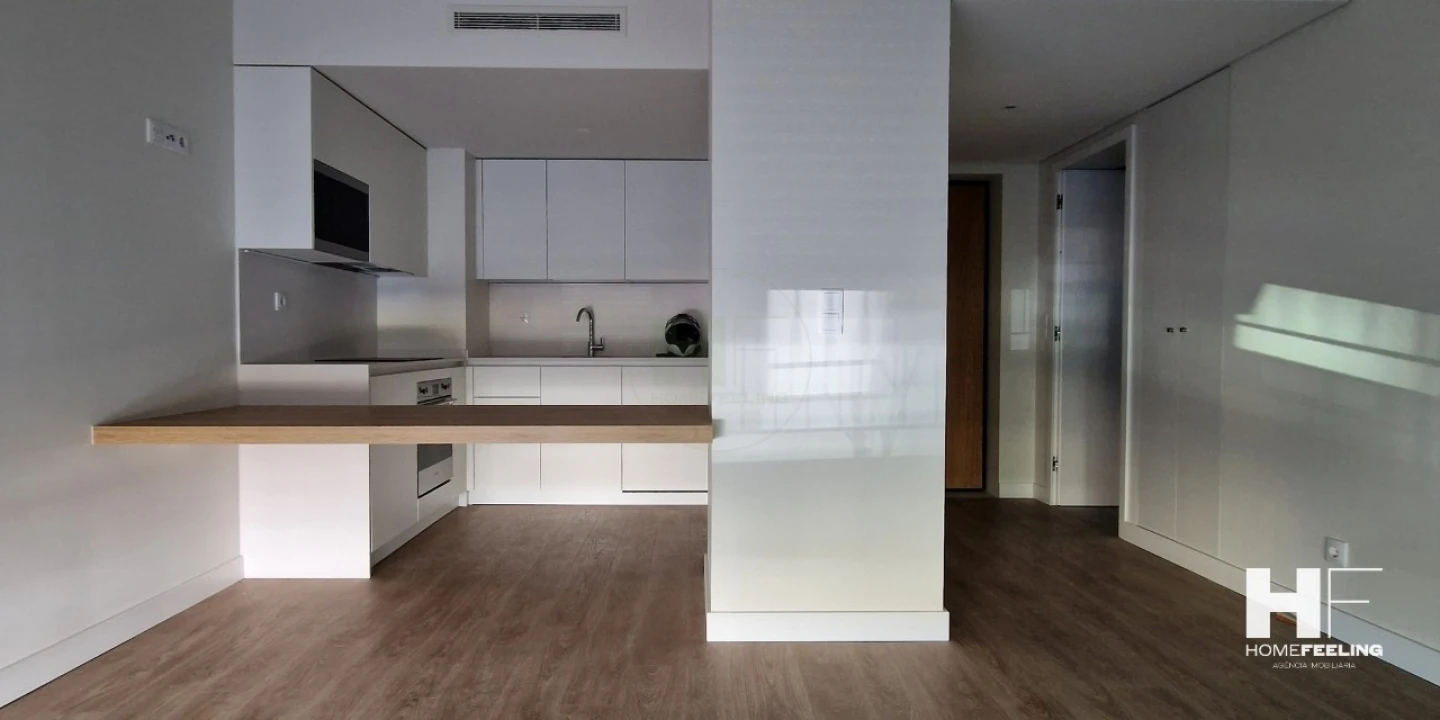 Apartamento T1 para Venda em Parque das Nações Foto 6