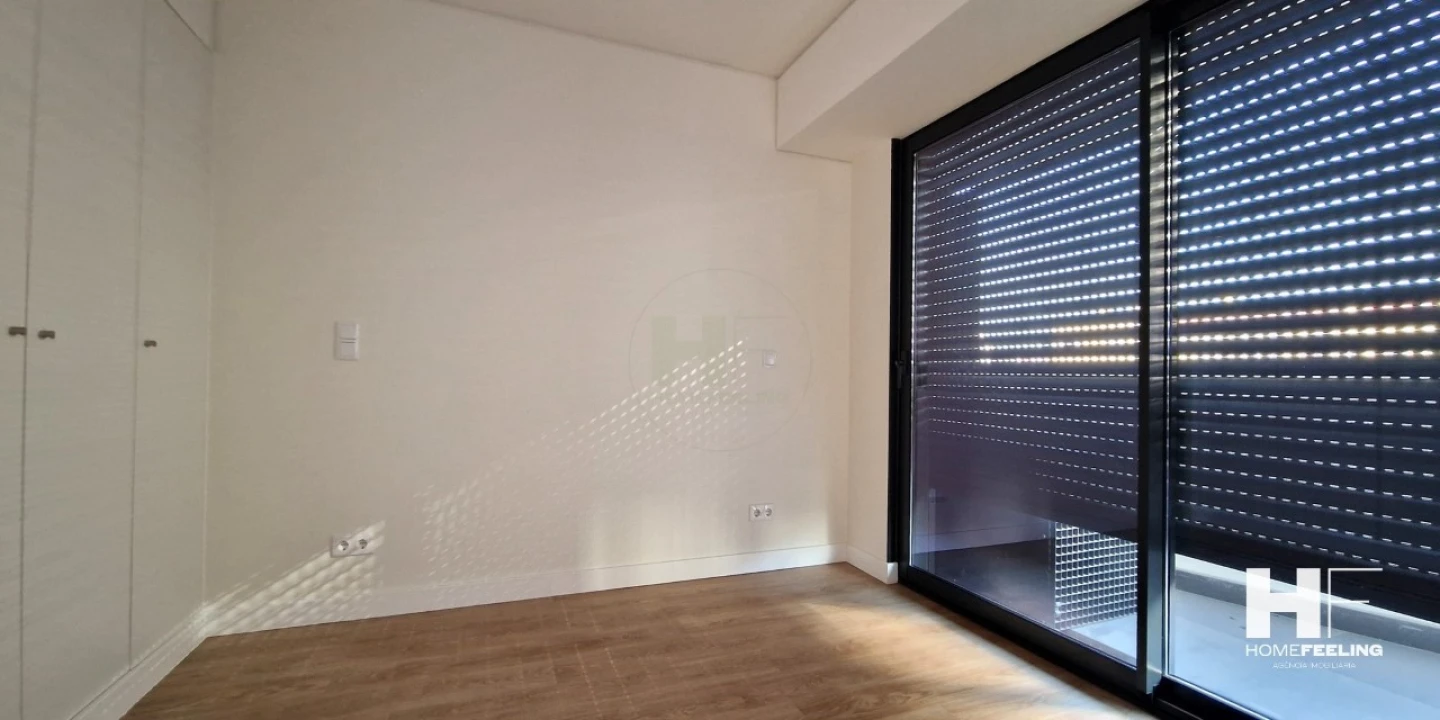 Apartamento T1 para Venda em Parque das Nações Foto 8