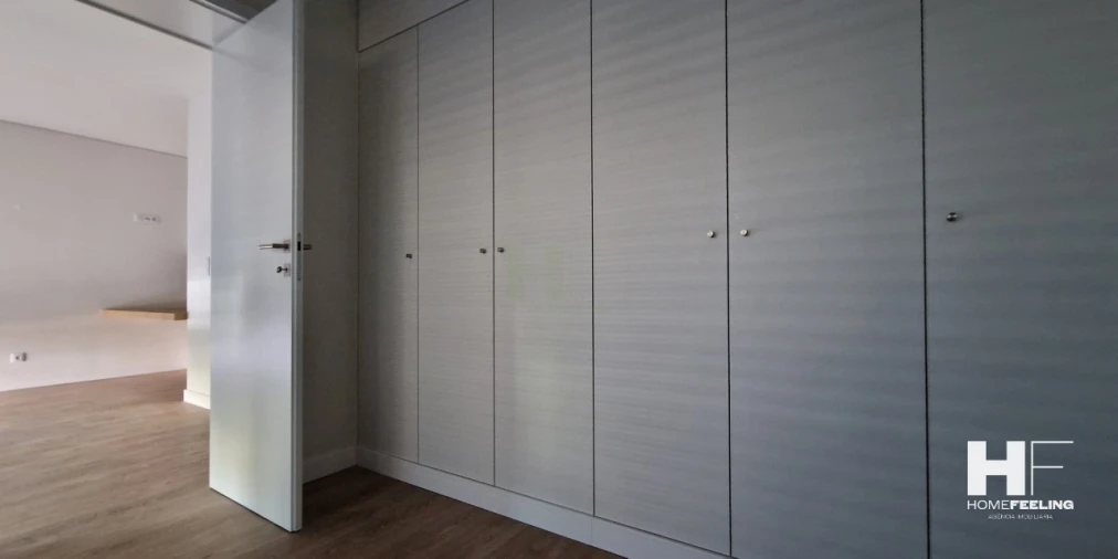 Apartamento T1 para Venda em Parque das Nações Foto 9