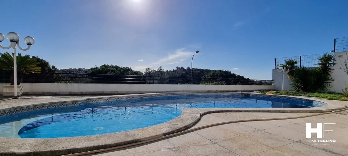 Moradia T5 para Venda em Carnaxide e Queijas Foto 9