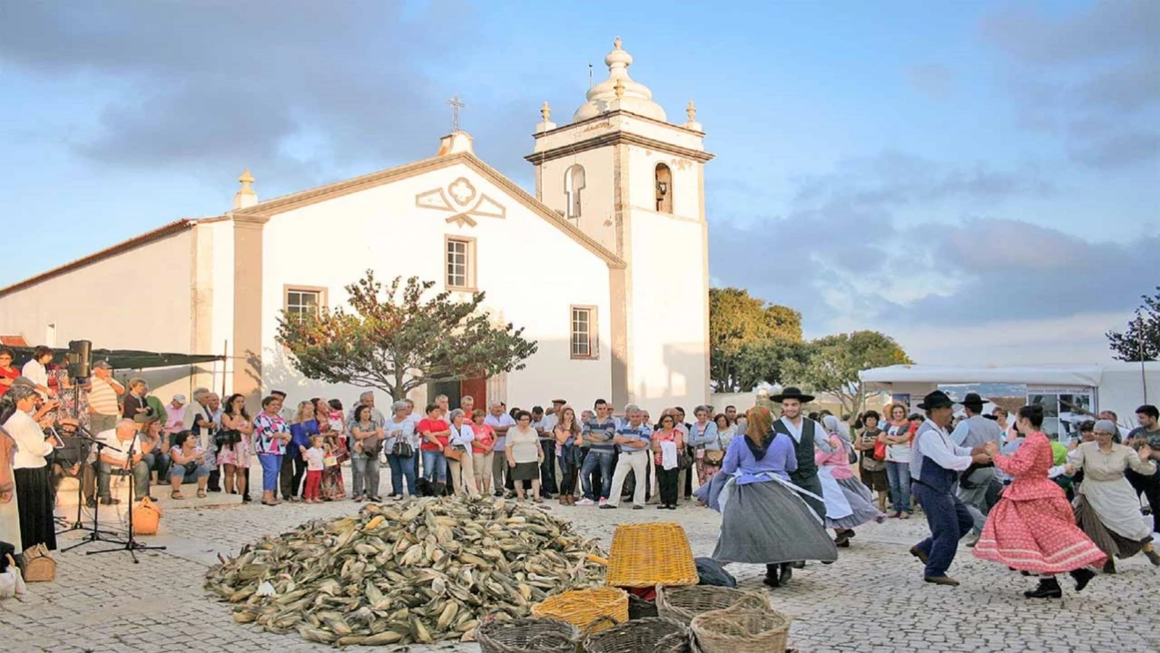 Moradia T2 para Venda em Mexilhoeira Grande Foto 21