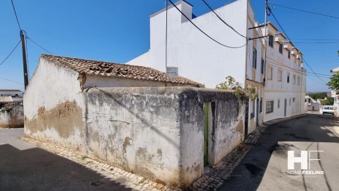 Moradia T2 para Venda em Mexilhoeira Grande