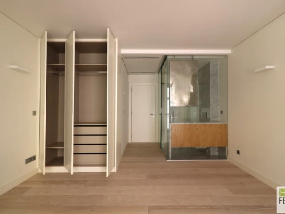 Apartamento T4 para Venda em Estrela Foto 13