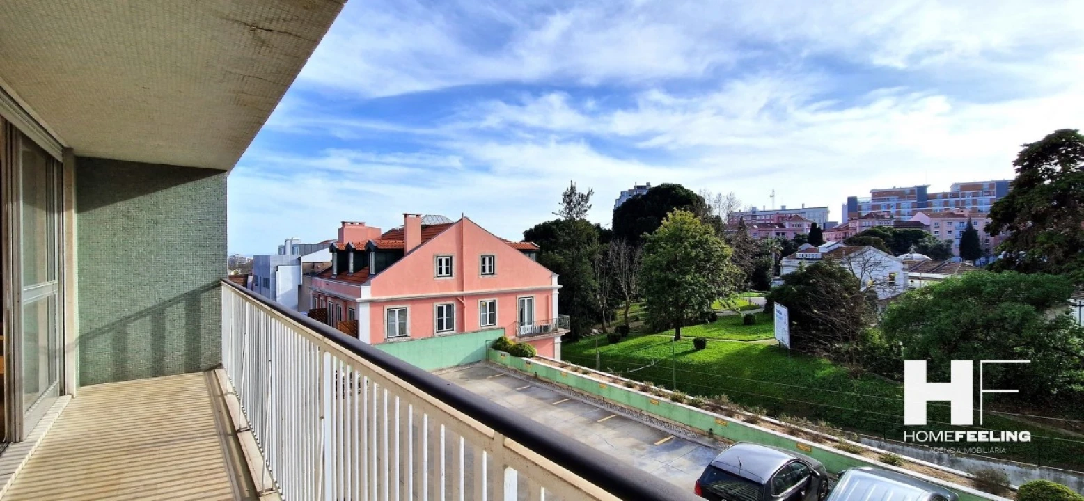 Apartamento T4 para Arrendamento em Santo António Foto 2