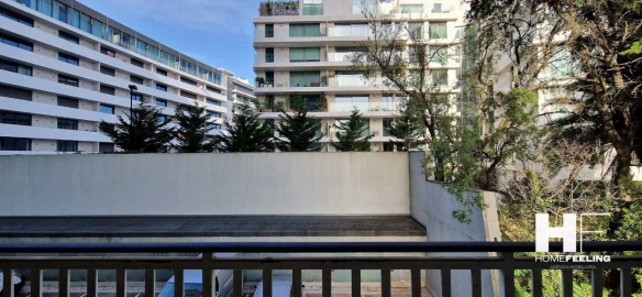 Apartamento T4 para Arrendamento em Santo António