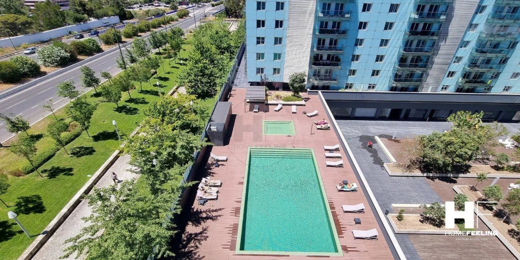 Apartamento T6 para Arrendamento em Avenidas Novas Foto 2