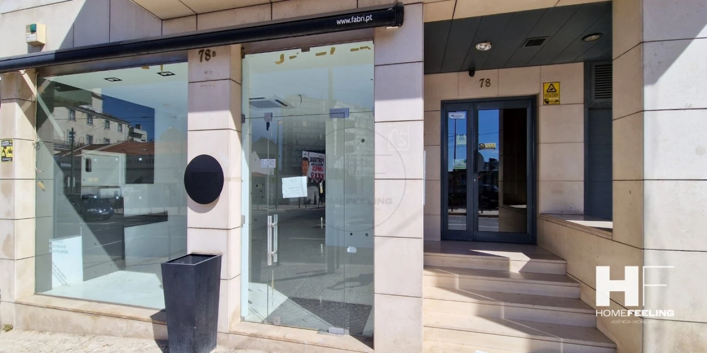 Loja para Arrendamento em Campolide Foto 23