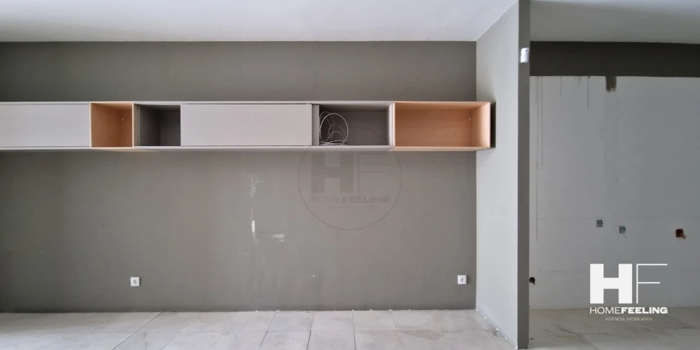 Loja para Arrendamento em Campolide Foto 12