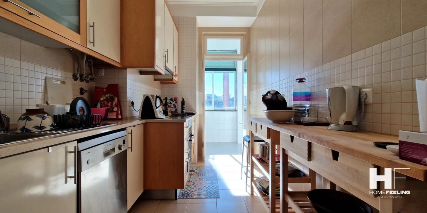 Apartamento T2 para Arrendamento em Arroios Foto 7