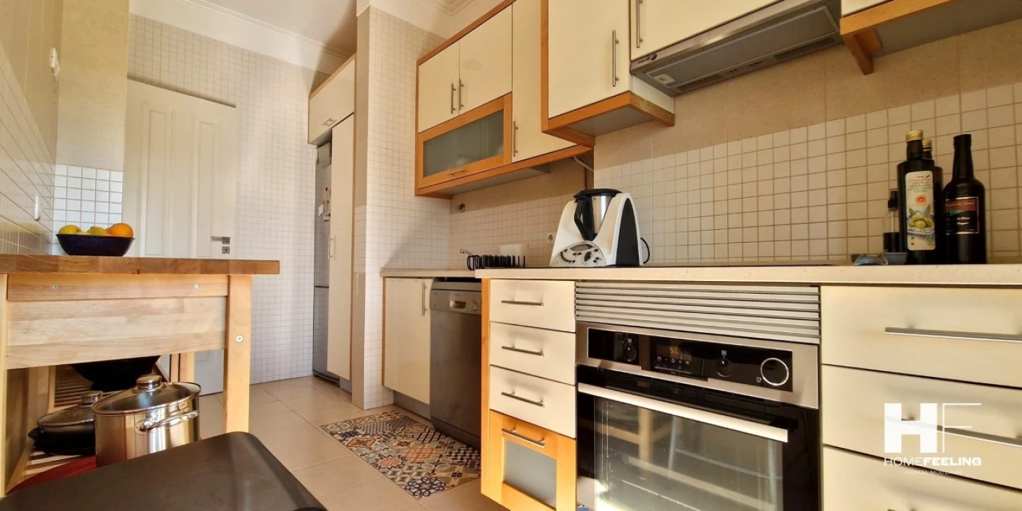 Apartamento T2 para Arrendamento em Arroios Foto 8